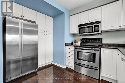 13 - 253 Sprucewood Crescent, Clarington (Bowmanville), ON - Indoor Photo Showing Kitchen