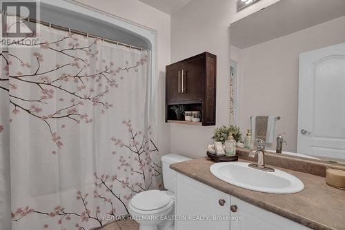 13 - 253 Sprucewood Crescent, Clarington (Bowmanville), ON - Indoor Photo Showing Bathroom