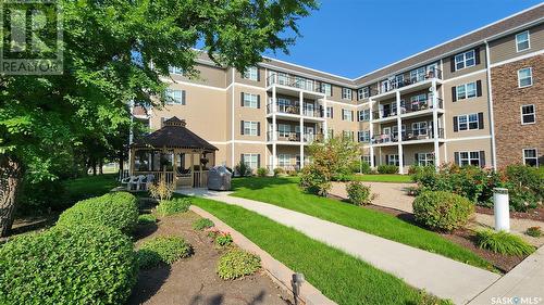 301 680 7Th Avenue E, Melville, SK - Outdoor With Balcony With Facade