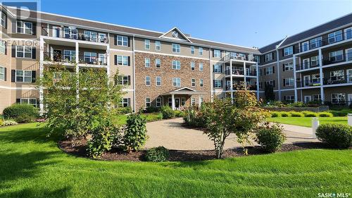 301 680 7Th Avenue E, Melville, SK - Outdoor With Balcony With Facade