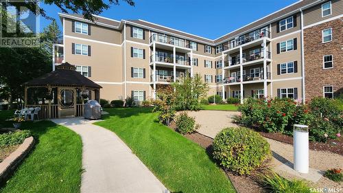 301 680 7Th Avenue E, Melville, SK - Outdoor With Balcony With Facade