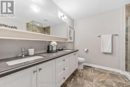 28 Pierre Trudeau Lane, Grimsby, ON - Indoor Photo Showing Bathroom