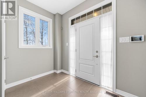 28 Pierre Trudeau Lane, Grimsby, ON - Indoor Photo Showing Other Room