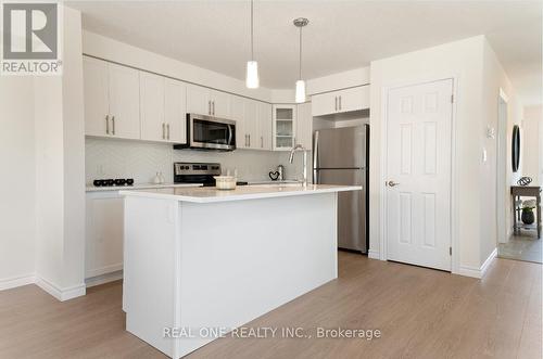 80 Harrison Drive, Cambridge, ON - Indoor Photo Showing Kitchen