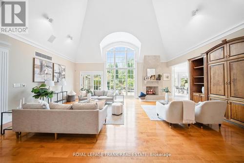 42 Buggey Lane, Ajax (Northeast Ajax), ON - Indoor Photo Showing Living Room