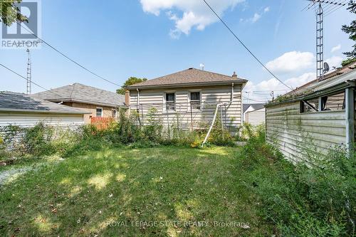 17 Prestwick Avenue, St. Catharines, ON - Outdoor