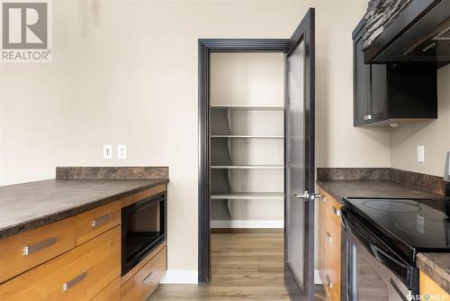 4026 Freeman Road E, Regina, SK - Indoor Photo Showing Kitchen