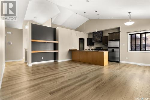 4026 Freeman Road E, Regina, SK - Indoor Photo Showing Kitchen