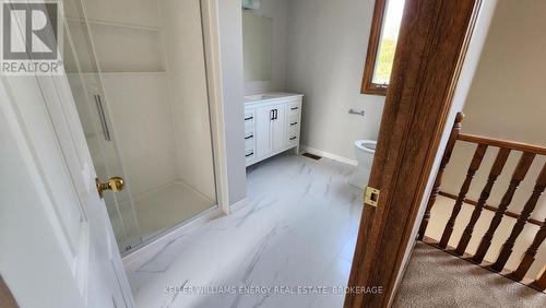 53 Wilmot Street, Clarington (Newcastle), ON - Indoor Photo Showing Bathroom