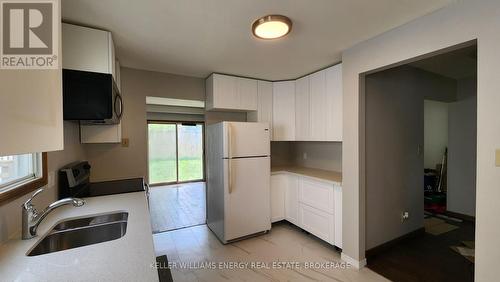 53 Wilmot Street, Clarington (Newcastle), ON - Indoor Photo Showing Kitchen With Double Sink