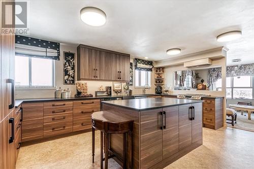 2000 Regent Street Unit# 1102, Sudbury, ON - Indoor Photo Showing Kitchen