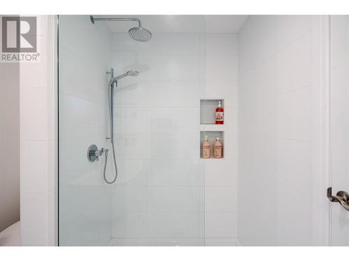 Updated family bathroom - 600 Welke Road, Kelowna, BC 