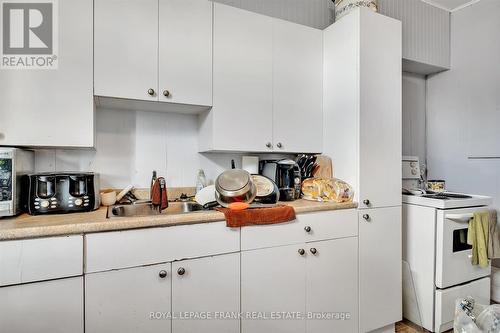 8 Ontario Street, Havelock-Belmont-Methuen (Havelock), ON - Indoor Photo Showing Kitchen