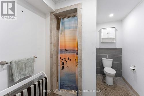 977 Sunnyside Road, Kingston, ON - Indoor Photo Showing Bathroom