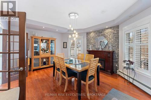 977 Sunnyside Road, Kingston, ON - Indoor Photo Showing Dining Room