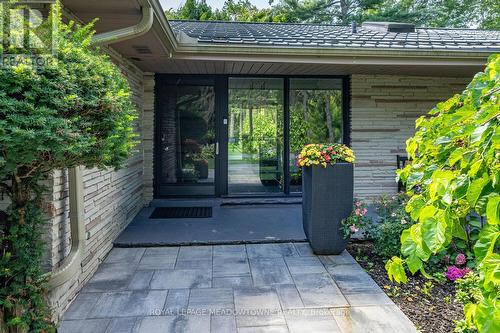 1 Terry Court, Halton Hills, ON - Outdoor