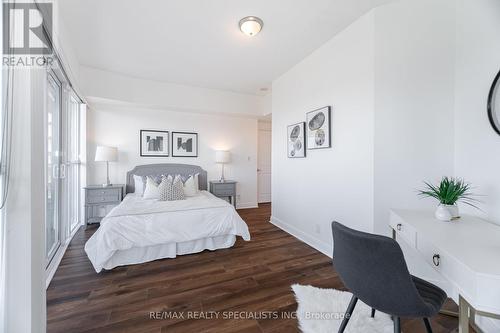 1904 - 60 Absolute Avenue, Mississauga, ON - Indoor Photo Showing Bedroom