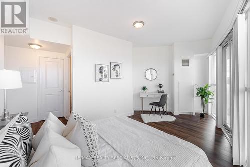 1904 - 60 Absolute Avenue, Mississauga, ON - Indoor Photo Showing Bedroom