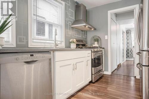 528 Upper Wentworth Street, Hamilton, ON - Indoor Photo Showing Kitchen