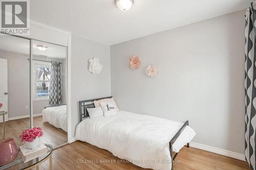 528 Upper Wentworth Street, Hamilton, ON - Indoor Photo Showing Bedroom