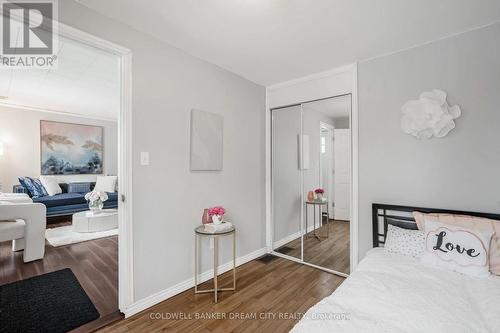 528 Upper Wentworth Street, Hamilton, ON - Indoor Photo Showing Bedroom