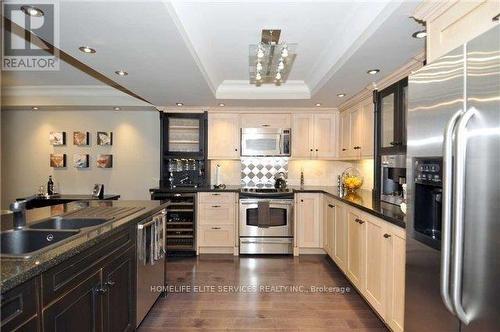 601 - 33 University Avenue, Toronto, ON - Indoor Photo Showing Kitchen With Double Sink With Upgraded Kitchen