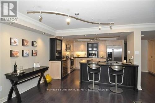 601 - 33 University Avenue, Toronto, ON - Indoor Photo Showing Kitchen