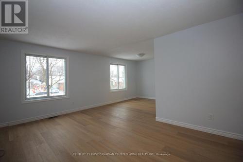 38 Patience Crescent, London, ON - Indoor Photo Showing Other Room