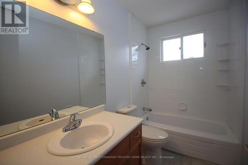 38 Patience Crescent, London, ON - Indoor Photo Showing Bathroom