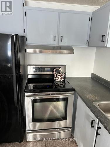 337 Amiens Street, Ottawa, ON - Indoor Photo Showing Kitchen