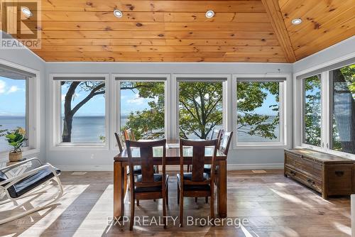 10451 Lakeshore Road, Wainfleet (880 - Lakeshore), ON - Indoor Photo Showing Dining Room