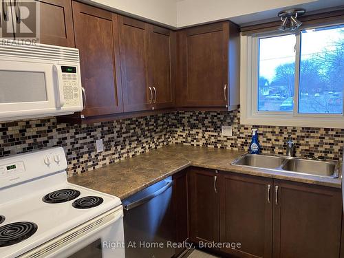 Upper - 130 Rockwood Avenue, St. Catharines (455 - Secord Woods), ON - Indoor Photo Showing Kitchen With Double Sink