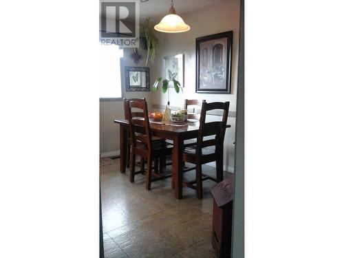 188 Walden Crescent, Penticton, BC - Indoor Photo Showing Dining Room