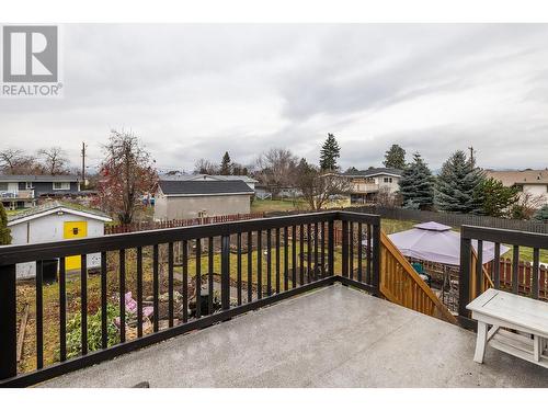 1347 Springfield Road, Kelowna, BC - Outdoor