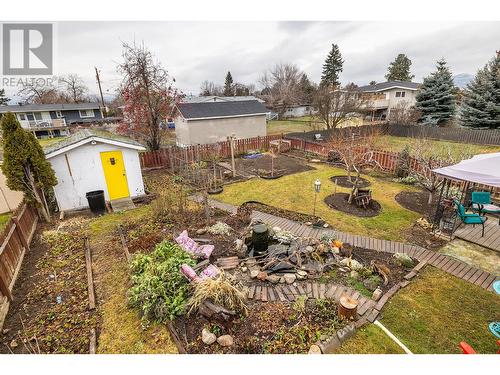 1347 Springfield Road, Kelowna, BC - Outdoor