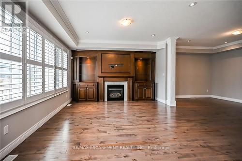 143 Davinci Boulevard, Hamilton, ON - Indoor With Fireplace