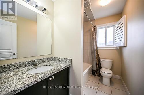 143 Davinci Boulevard, Hamilton, ON - Indoor Photo Showing Bathroom