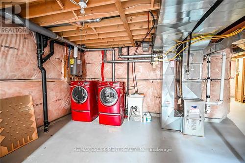 143 Davinci Boulevard, Hamilton, ON - Indoor Photo Showing Basement