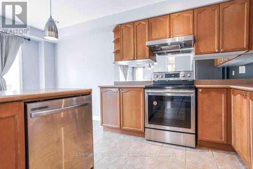 54 Carpendale Crescent E, Ajax, ON - Indoor Photo Showing Kitchen