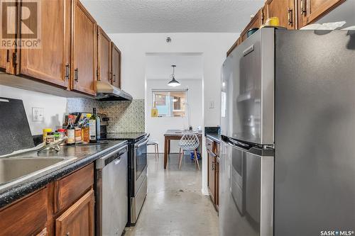 903 430 5Th Avenue N, Saskatoon, SK - Indoor Photo Showing Kitchen