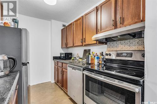 903 430 5Th Avenue N, Saskatoon, SK - Indoor Photo Showing Kitchen