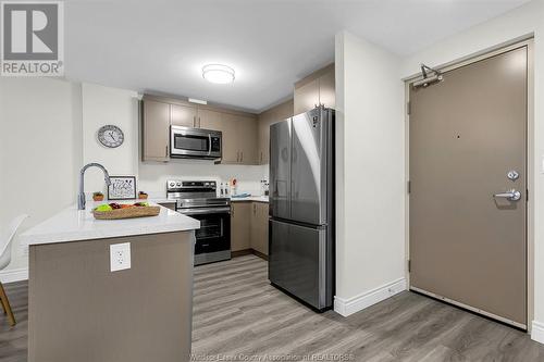 1489 Banwell Unit# 324, Windsor, ON - Indoor Photo Showing Kitchen