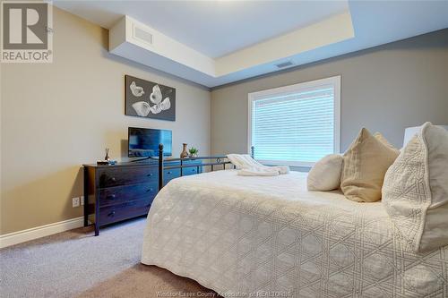 8475 Wyandotte East Unit# 111, Windsor, ON - Indoor Photo Showing Bedroom