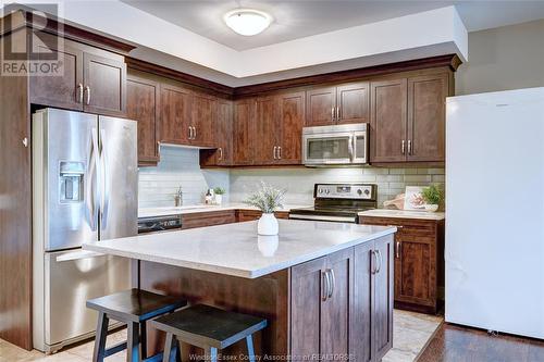 8475 Wyandotte East Unit# 111, Windsor, ON - Indoor Photo Showing Kitchen With Stainless Steel Kitchen