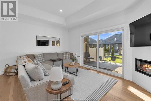 433 Brunmar Crescent, Lakeshore, ON - Indoor Photo Showing Living Room With Fireplace