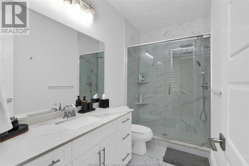 433 Brunmar Crescent, Lakeshore, ON - Indoor Photo Showing Bathroom