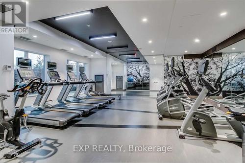 326 - 1830 Bloor Street W, Toronto (High Park North), ON - Indoor Photo Showing Gym Room