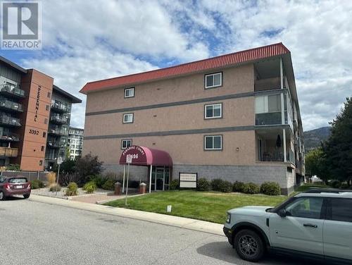 3426 Hemlock Street Unit# 102, Penticton, BC - Outdoor