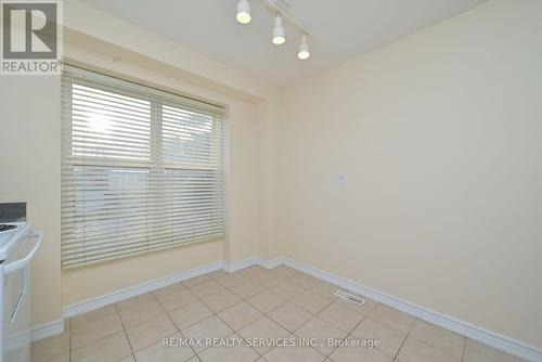 40 Morley Crescent, Brampton, ON - Indoor Photo Showing Other Room