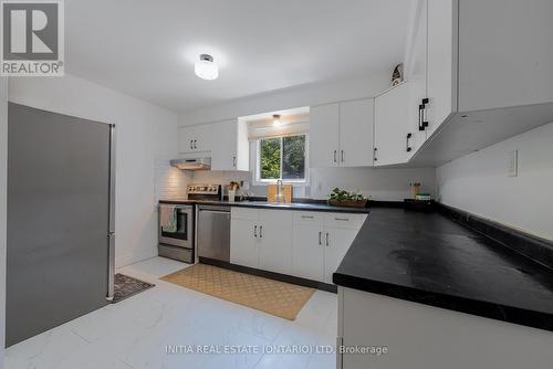 5 Ardsley Road, London, ON - Indoor Photo Showing Kitchen